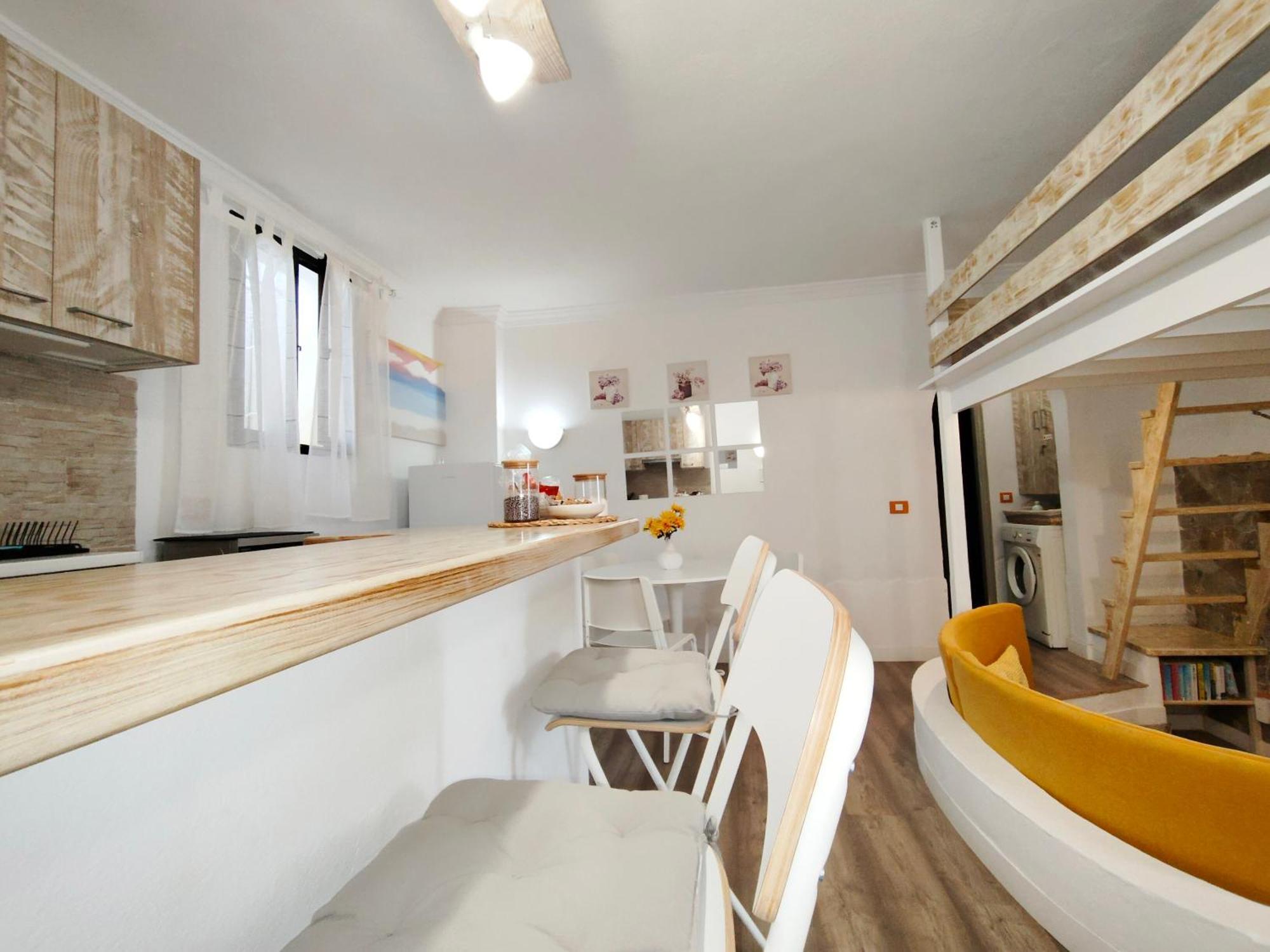 Thelma 1 Minuto A Pie Del Mar Apartment ติอาส ภายนอก รูปภาพ